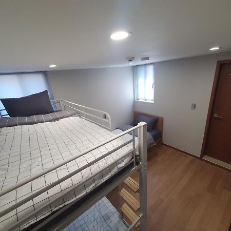 Hao Guesthouse In Hongdae โซล ภายนอก รูปภาพ