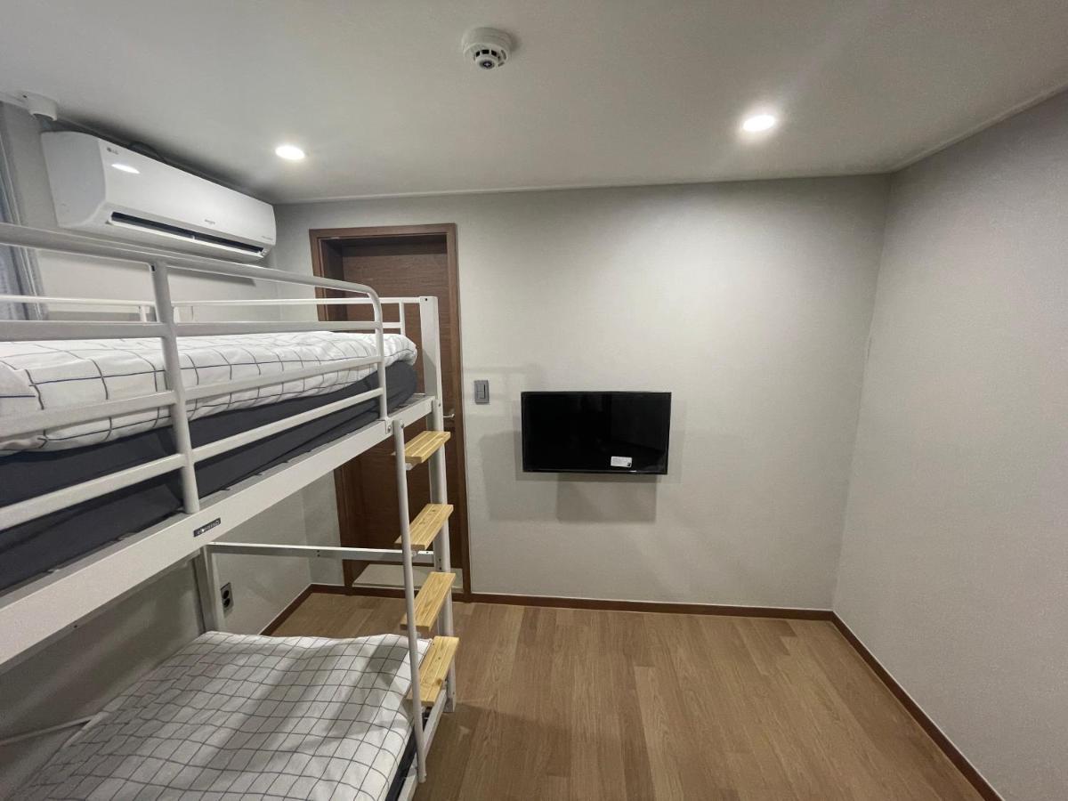 Hao Guesthouse In Hongdae โซล ภายนอก รูปภาพ